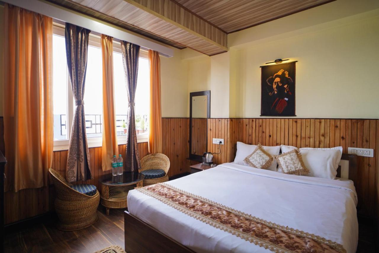 Hotel Hill Queen Near Sherpa Gumba Darjeeling Mall 5 Min Couple Friendly Exterior photo